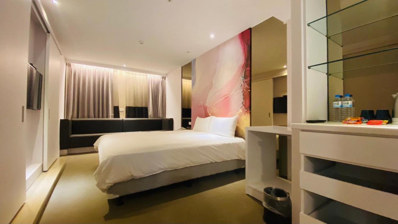 Artinn藝築文旅-台北站前館 Taipei Eksteriør billede